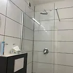 Hotel Petite Koenigsallee Self Check-in Dusseldorf