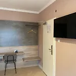 Hotel Petite Koenigsallee Self Check-in Dusseldorf