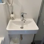 Petite Koenigsallee Self Check-in Dusseldorf