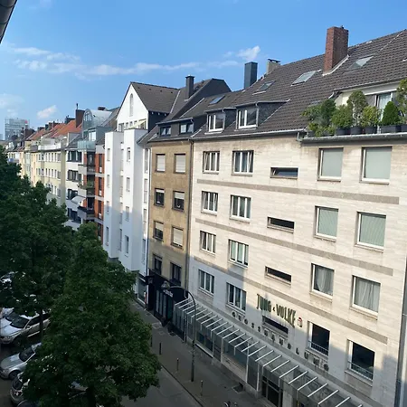 Petite Königsallee Self Check-in 3*